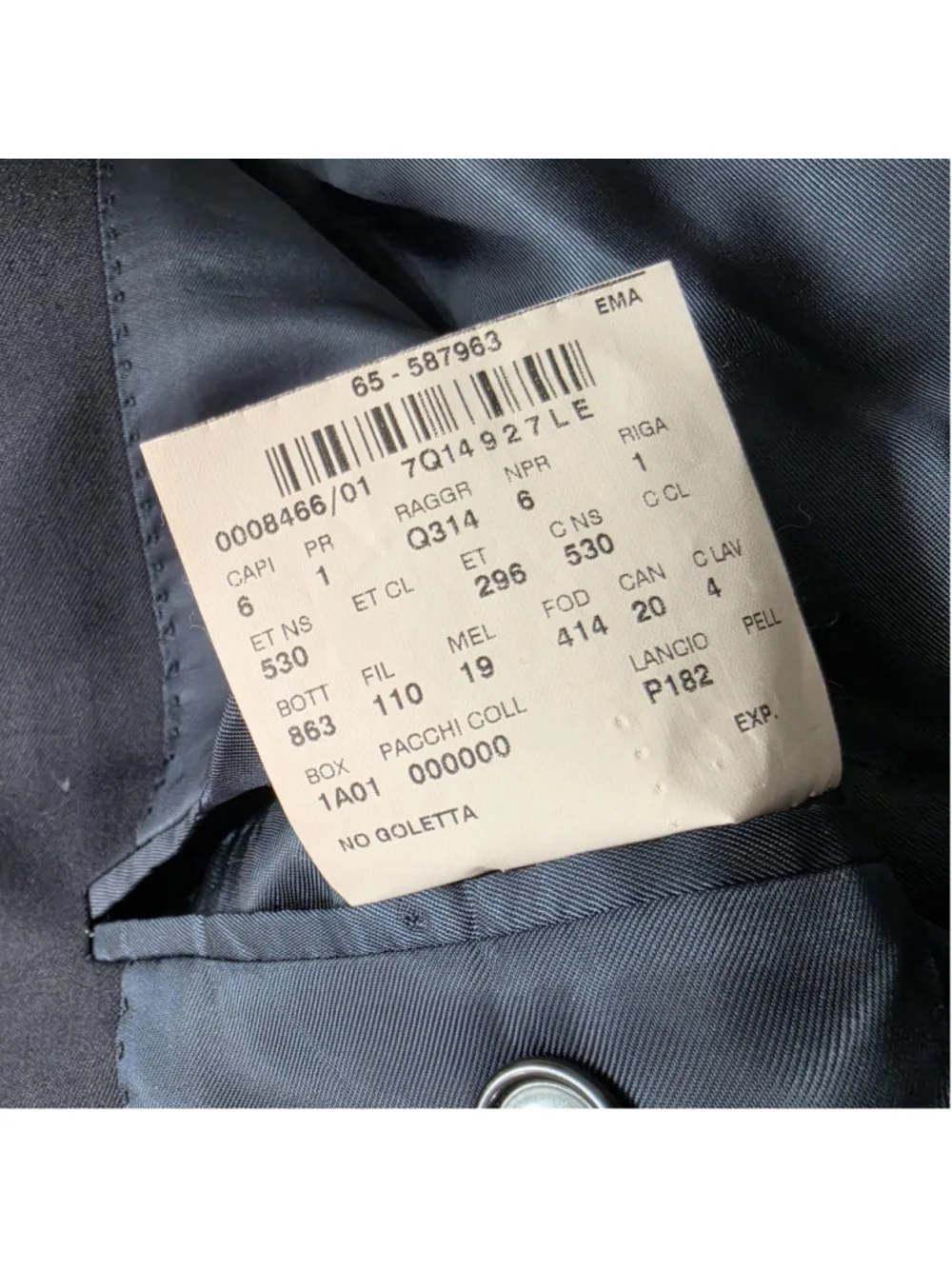 Corneliani Jacket 46L Black 100% Virgin Wool Italy Tailored Mens